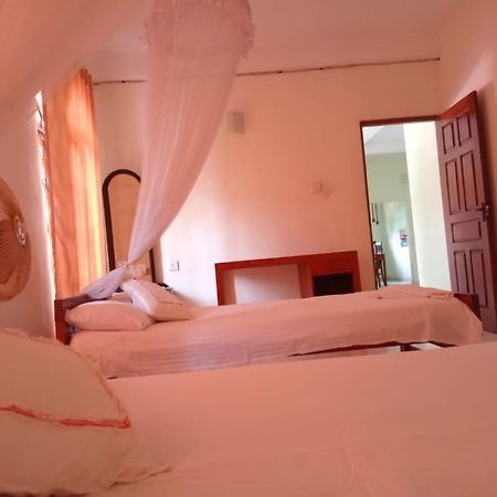 Ajanthas' Homestay Kandy Luaran gambar